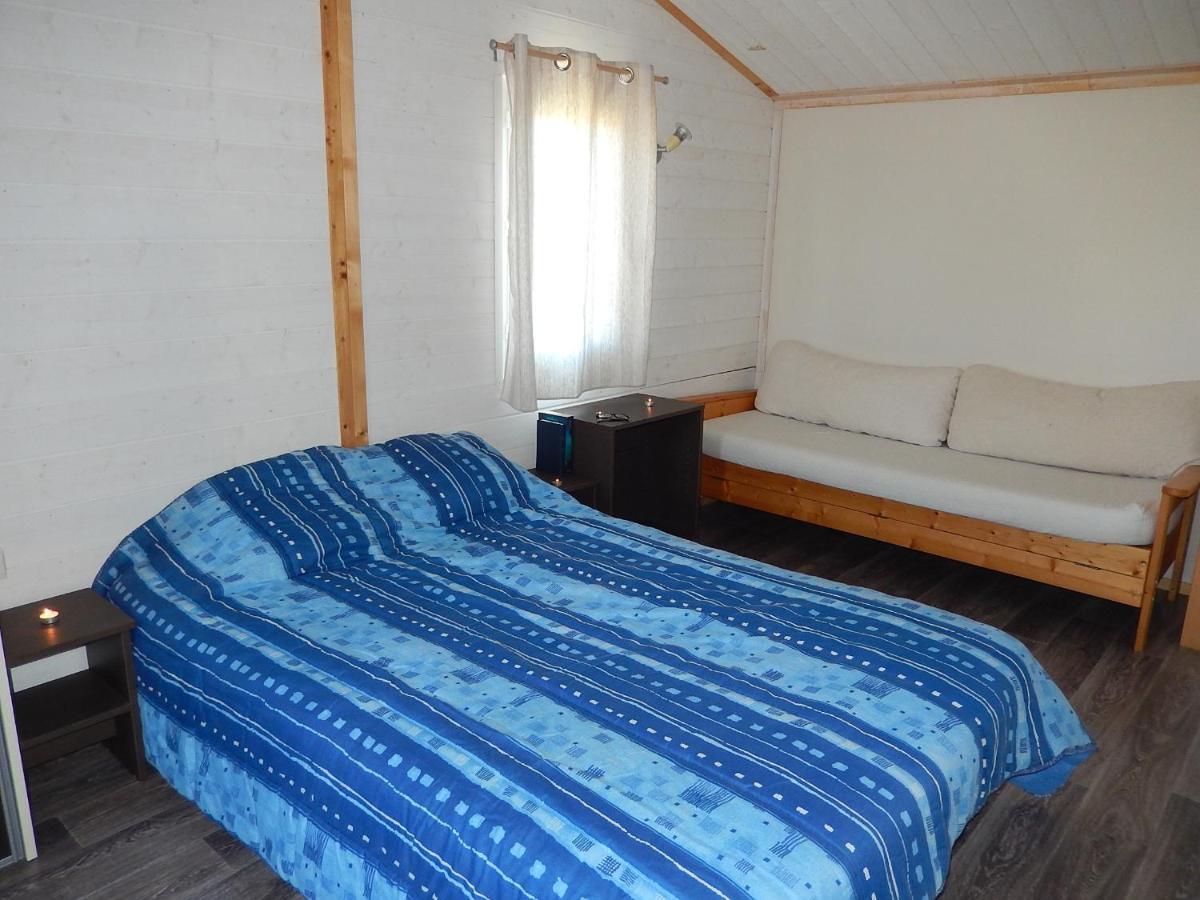 Beynat Cottages Du Lac De Miel מראה חיצוני תמונה