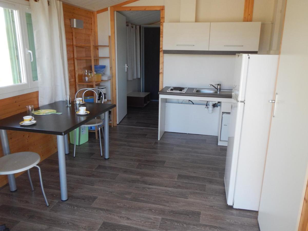 Beynat Cottages Du Lac De Miel מראה חיצוני תמונה