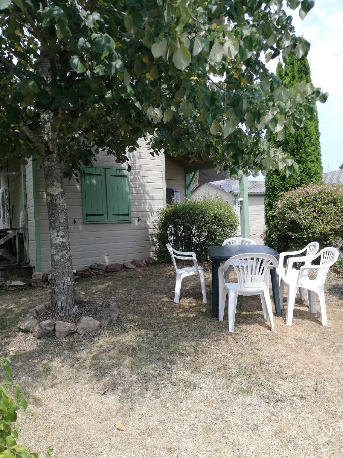 Beynat Cottages Du Lac De Miel מראה חיצוני תמונה