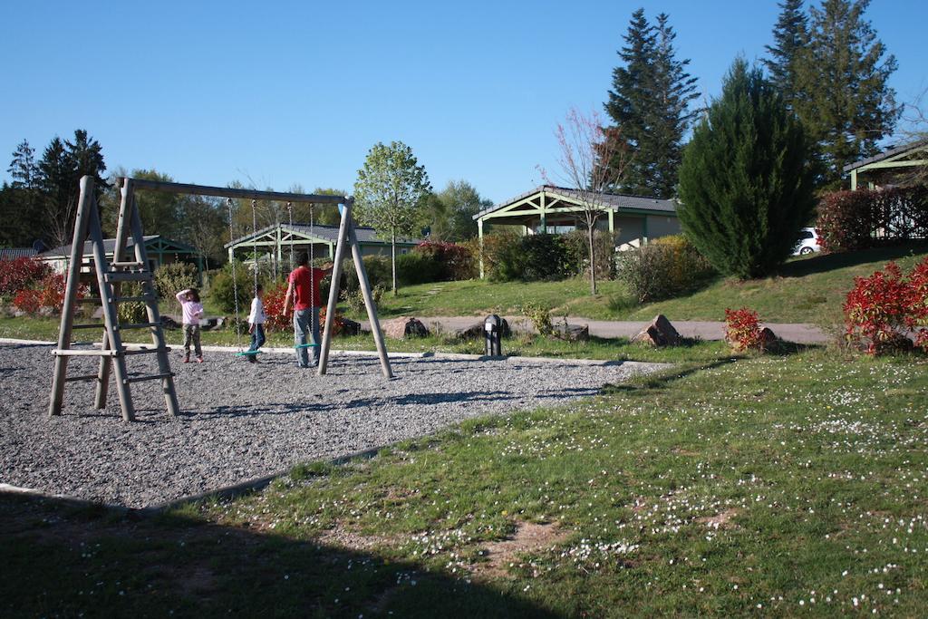 Beynat Cottages Du Lac De Miel מראה חיצוני תמונה