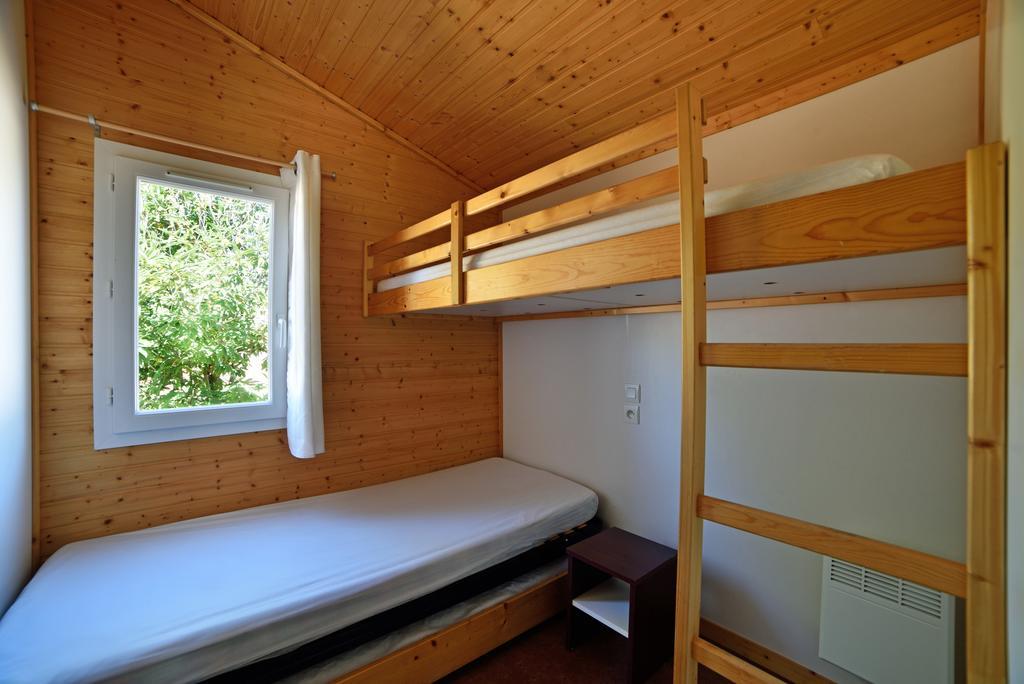 Beynat Cottages Du Lac De Miel מראה חיצוני תמונה